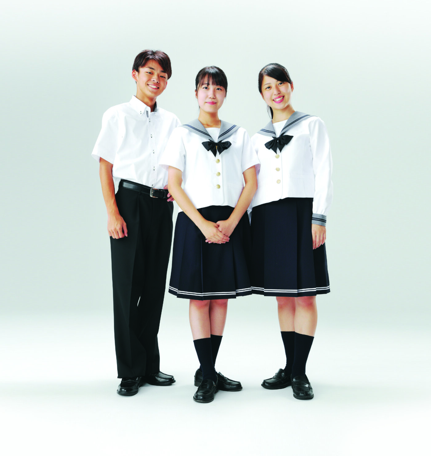 済美高校の夏の制服！ 愛媛県 済美高校 夏制服 ①